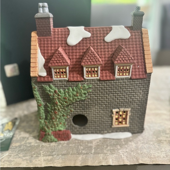 Charles Dickens Heritage collection “Deadlock Arms” - Picture 5 of 7